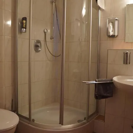 Szálloda Restaurant Waldhorn 3*