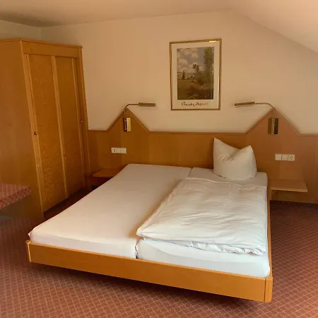 Szálloda Restaurant Waldhorn 3*