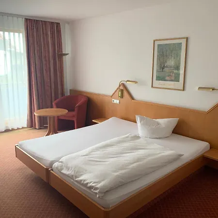 Restaurant Waldhorn 3* هولتسغيرلينغن